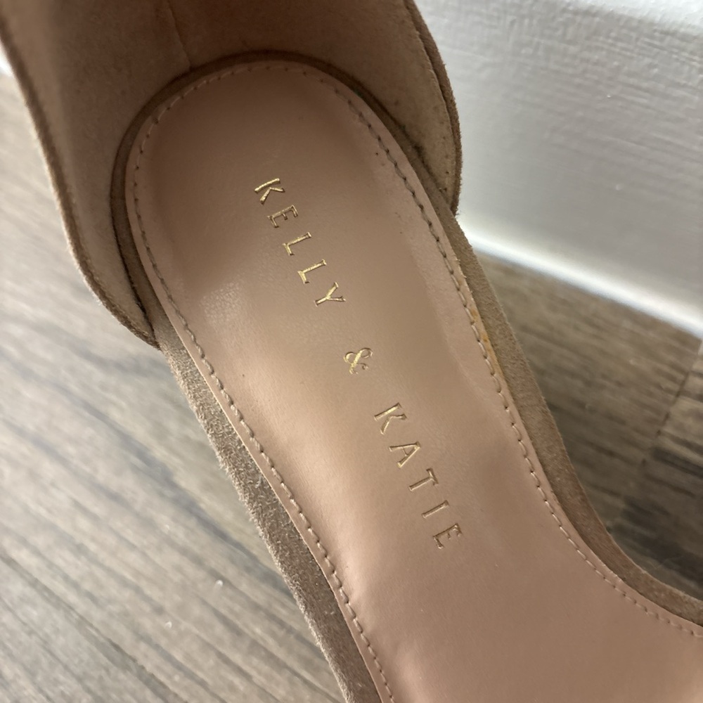 Kelly & Katie Taupe Suede Open Square Toe Heel Size 7 - Picture 3 of 7
